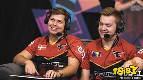 TT官方： Team WE 很高兴晋级四分之一决赛， Team WE 将继续稳步前进！